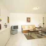 Candirocha Mira Sol アパート